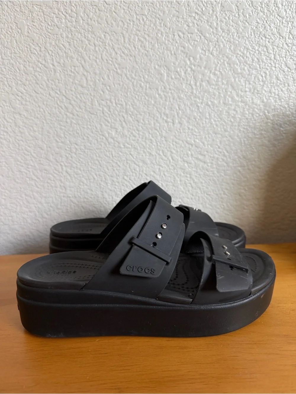 CROCS Women's Black Platform Double-Strap Slide Sandals - Picture 2 of 7